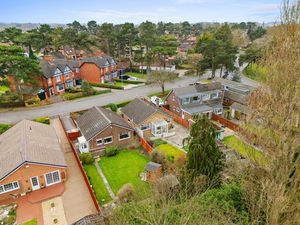 Photo 8- click for photo gallery